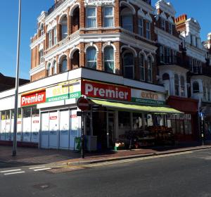 Premier extra International Food   →
